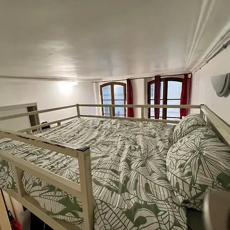 Guest house A Notre-dame Paris